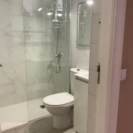 Villa Bahamas Private Heated Pool Close To Town.