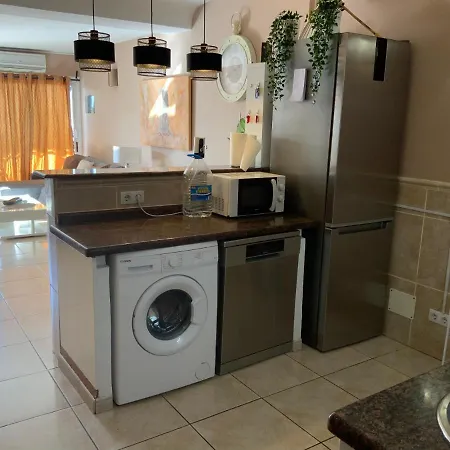 Villa Bahamas Private Heated Pool Close To Town. San Bartolome de Tirajana (Gran Canaria)